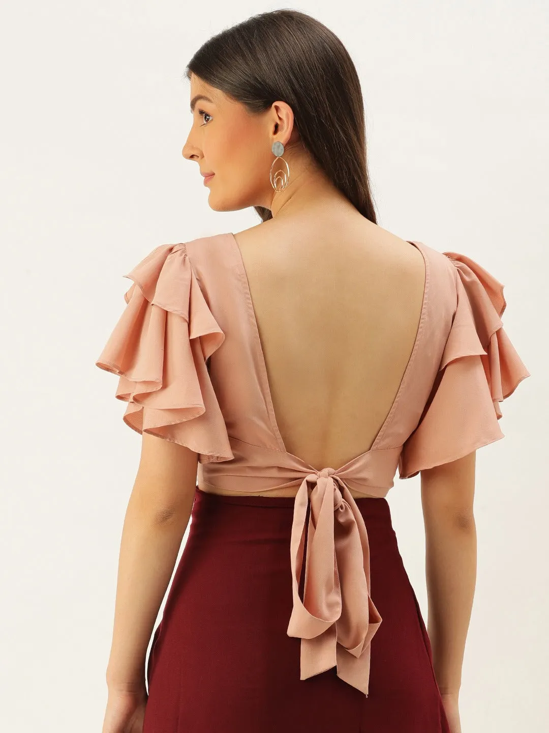 Berrylush Women Solid Peach Open-Back Blouson Crop Top