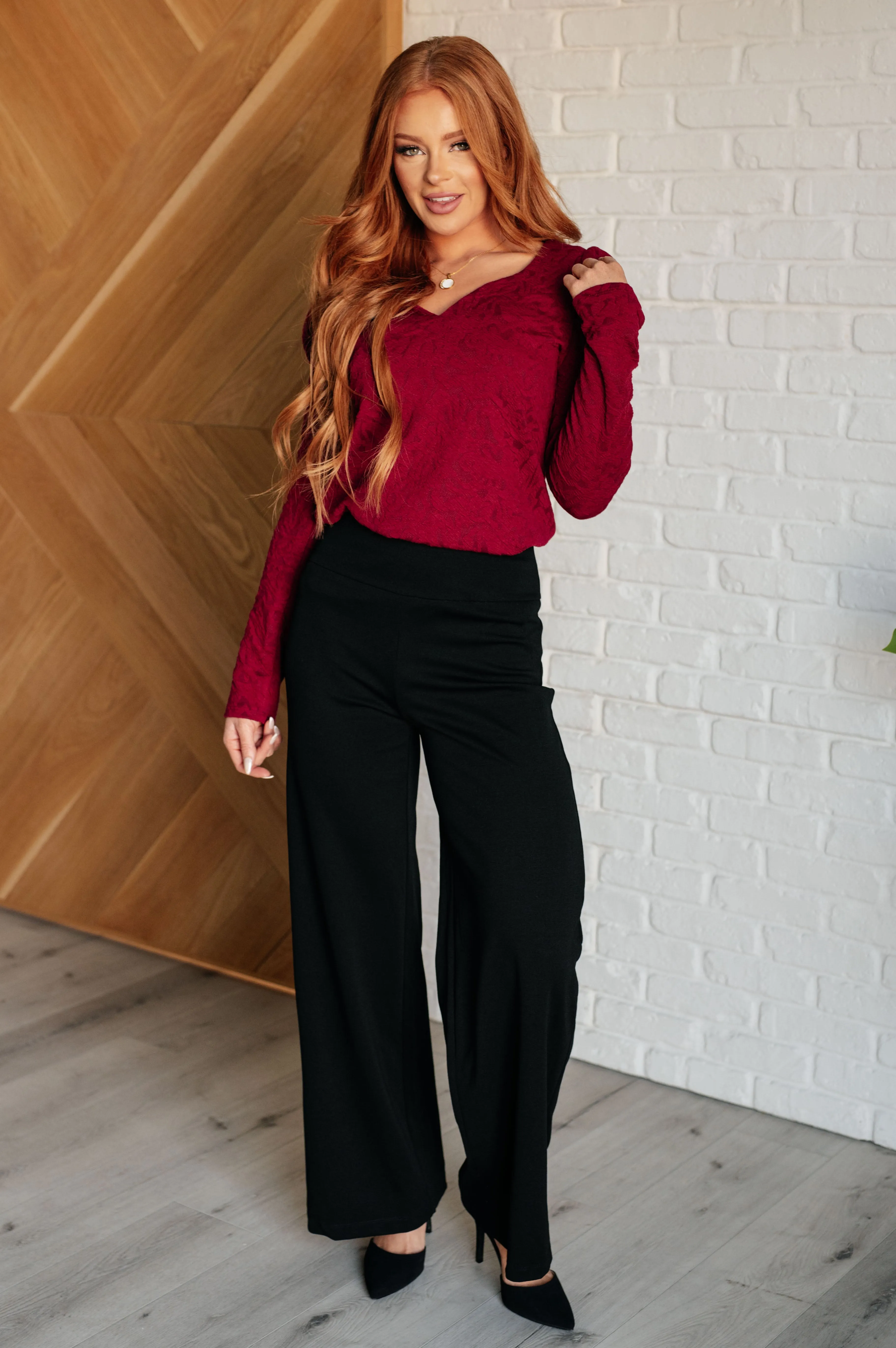 BiBi Ask A Question Ruched Sleeve Top