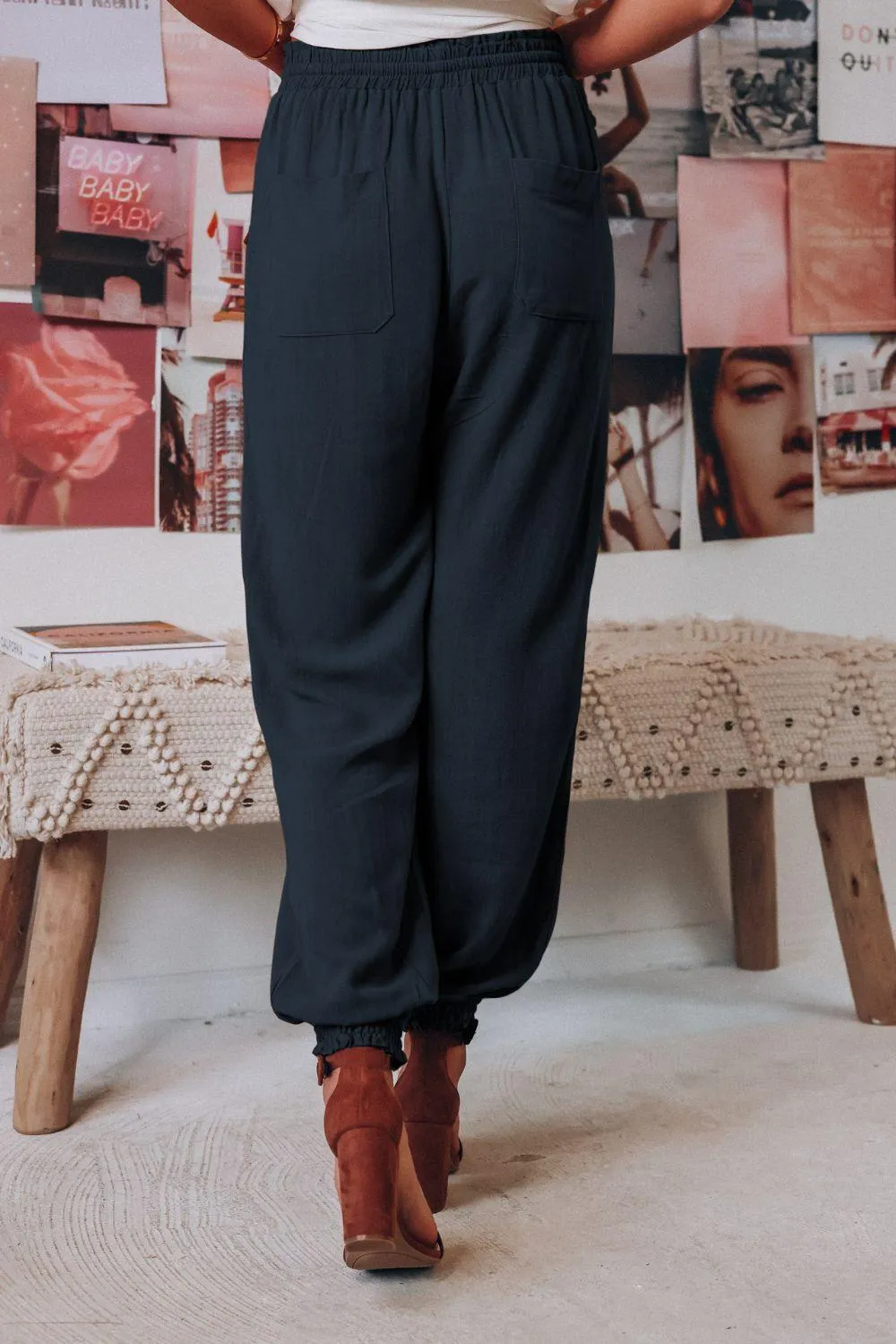 Comfy Free Tied Long Joggers with Pockets