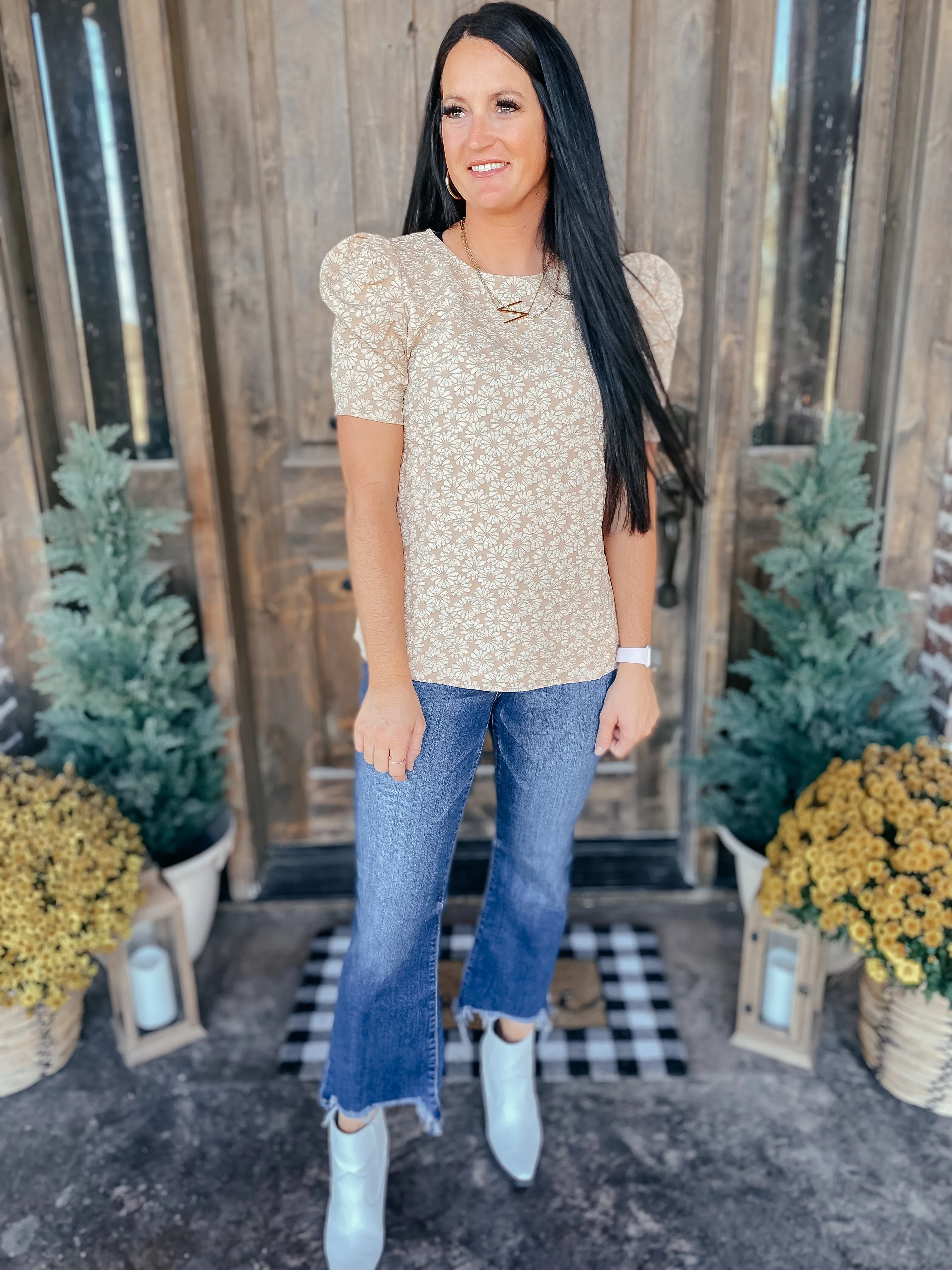 Kelsi Jacquard Puff Sleeve Top In Tan