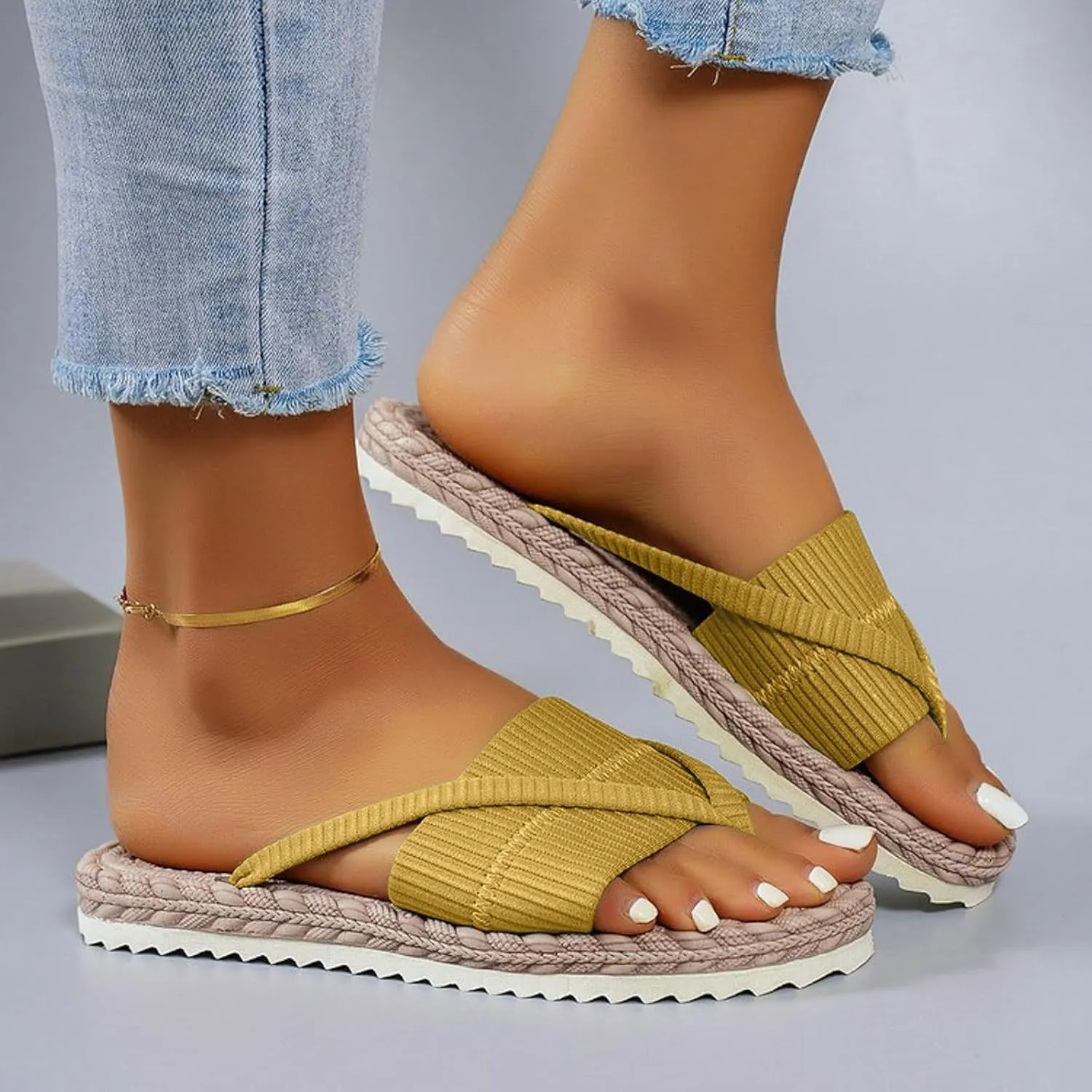 Womens Summer Casual Flat Sandals 2025 Fashionable Woven Open Toe Slip on Comfy Memory Foam Walking Slippers Beach Vacation Suede Non Slip Wide Comfortable Ankle Strap Outdoor Walking Sandals